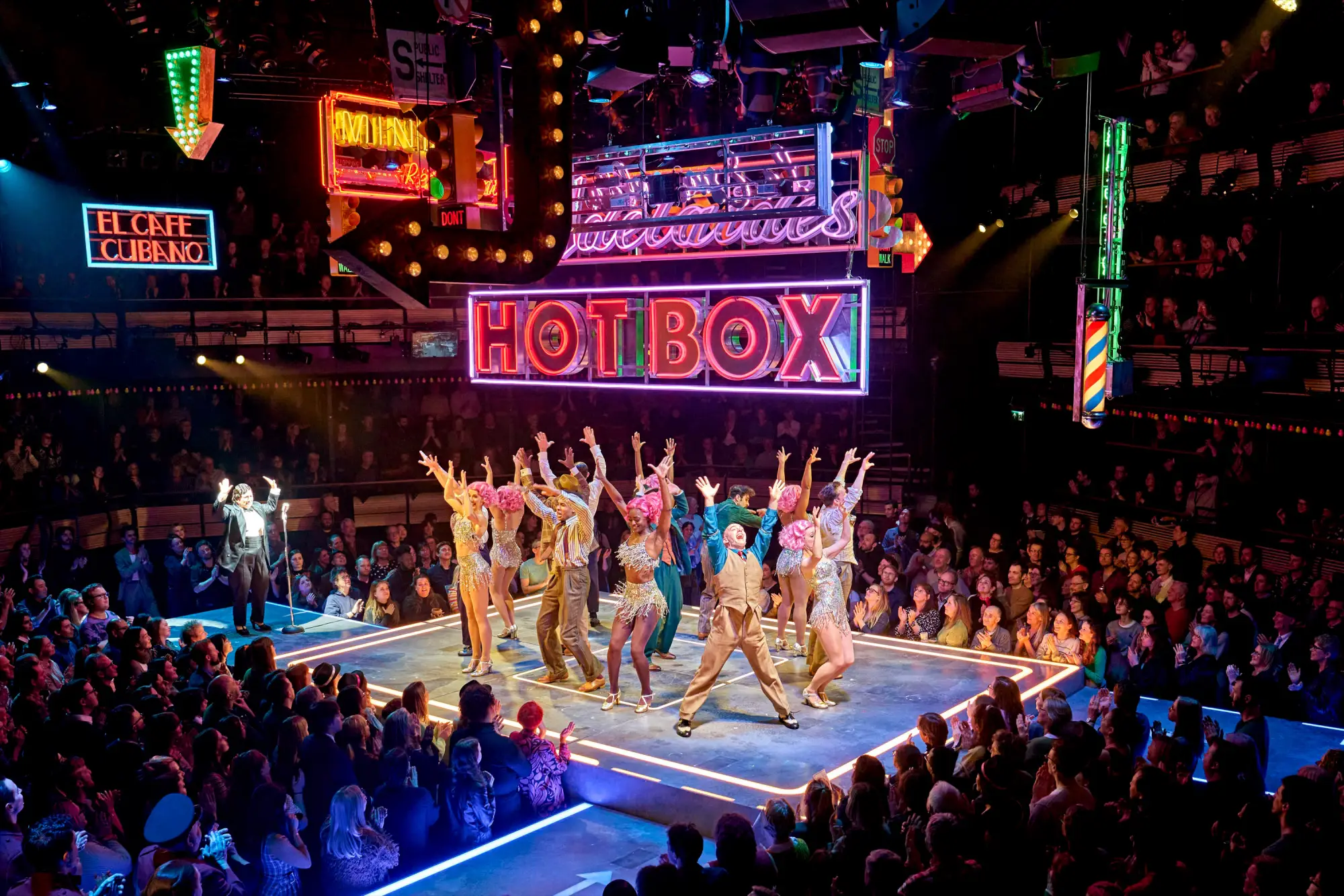 manuel-harlan_guys-dolls-bridge-theatre-dir.-nicholas-hytner-02