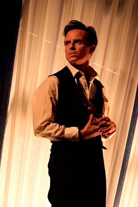 Present Laughter - 