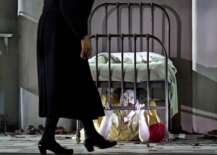 The Turn of the Screw - 